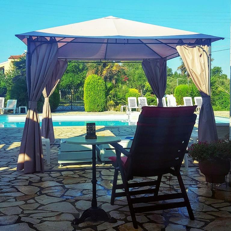 Athina Aparthotel Kavos Exterior photo